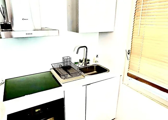 Le Patio Jacuzzi Centre *