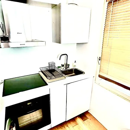 Le Patio Jacuzzi Centre *